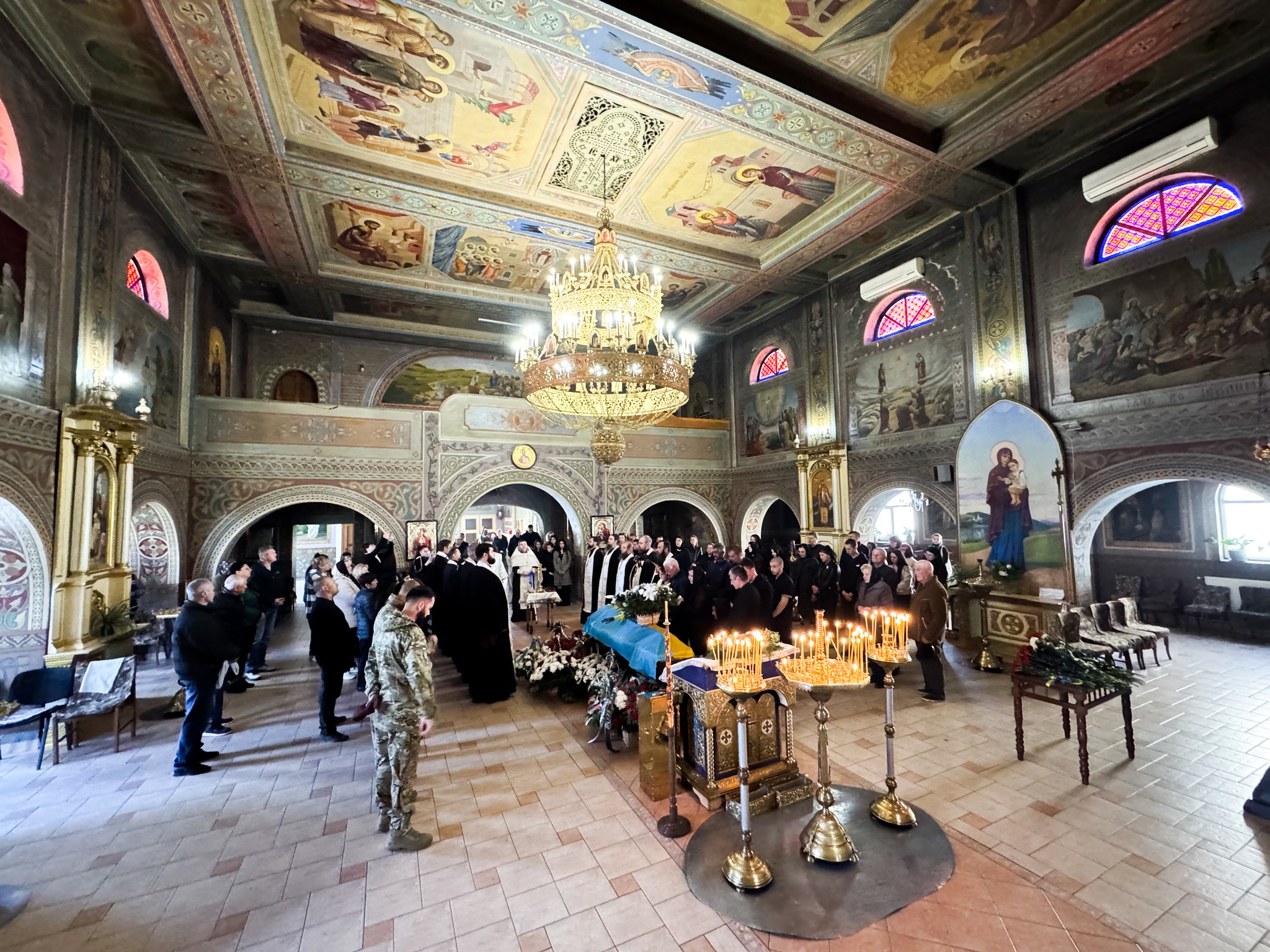 Прощання із полеглим воїном Петром Будкаєм у Мукачеві