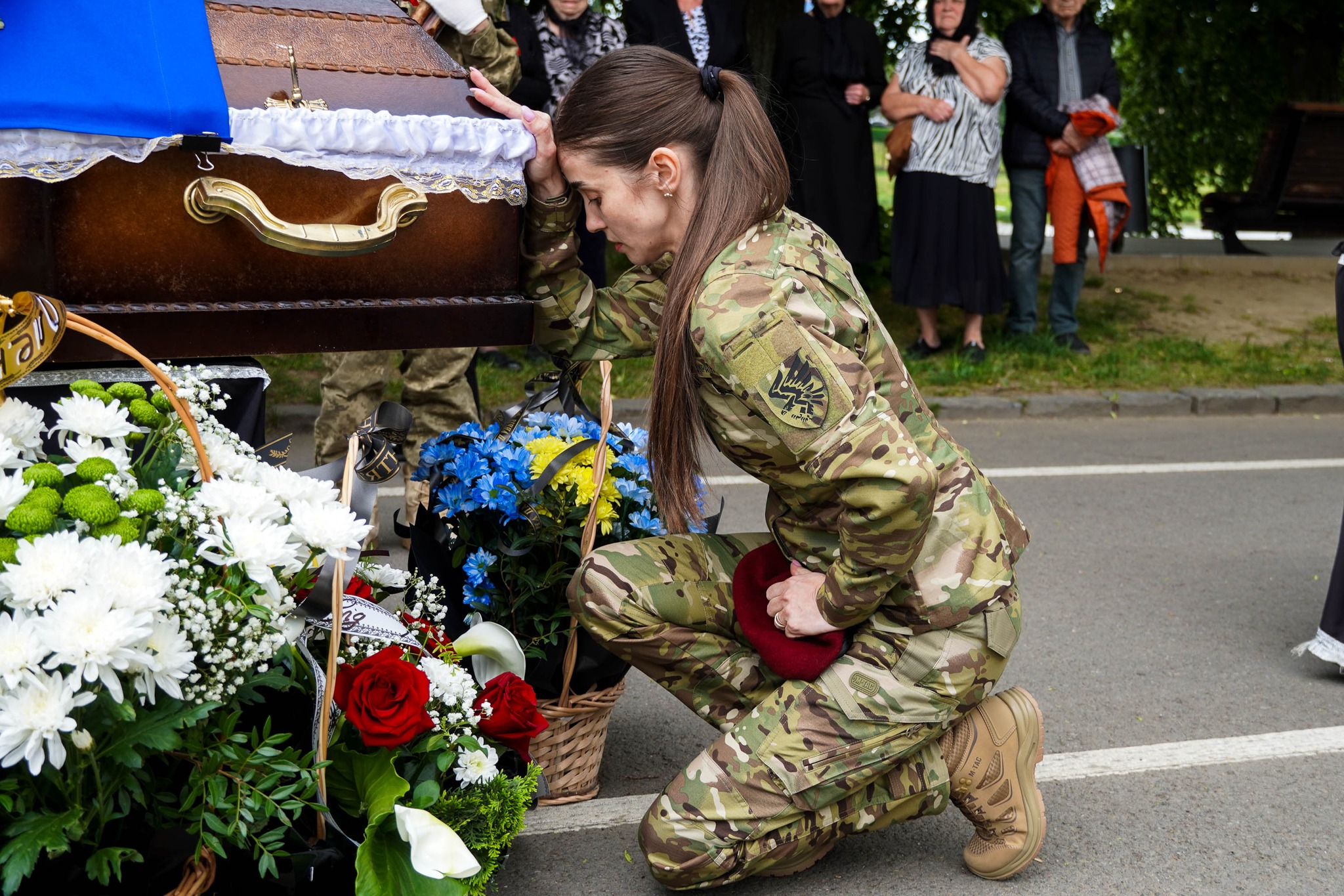 Прощання із полеглим воїном Олександром Скляровим в Ужгороді