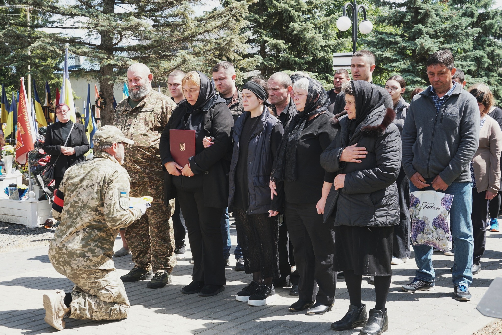 Прощання із полеглим Михайлом Риганом в Ужгороді