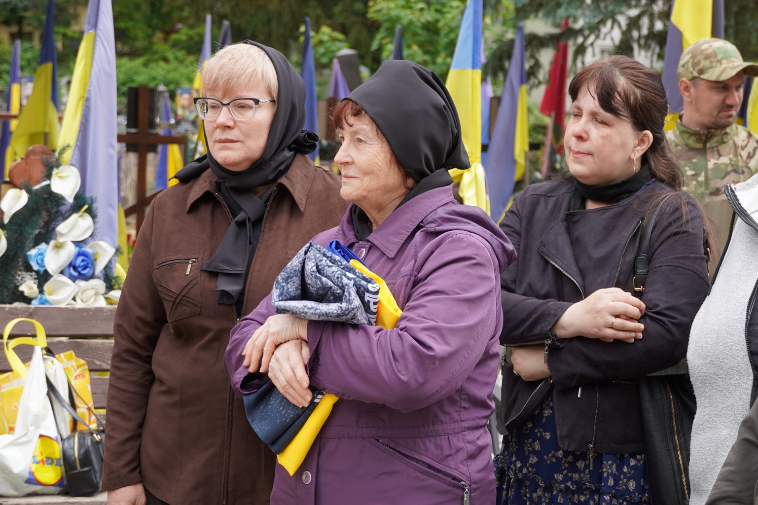 Прощання із воїном Едуардом Голяком в Ужгороді