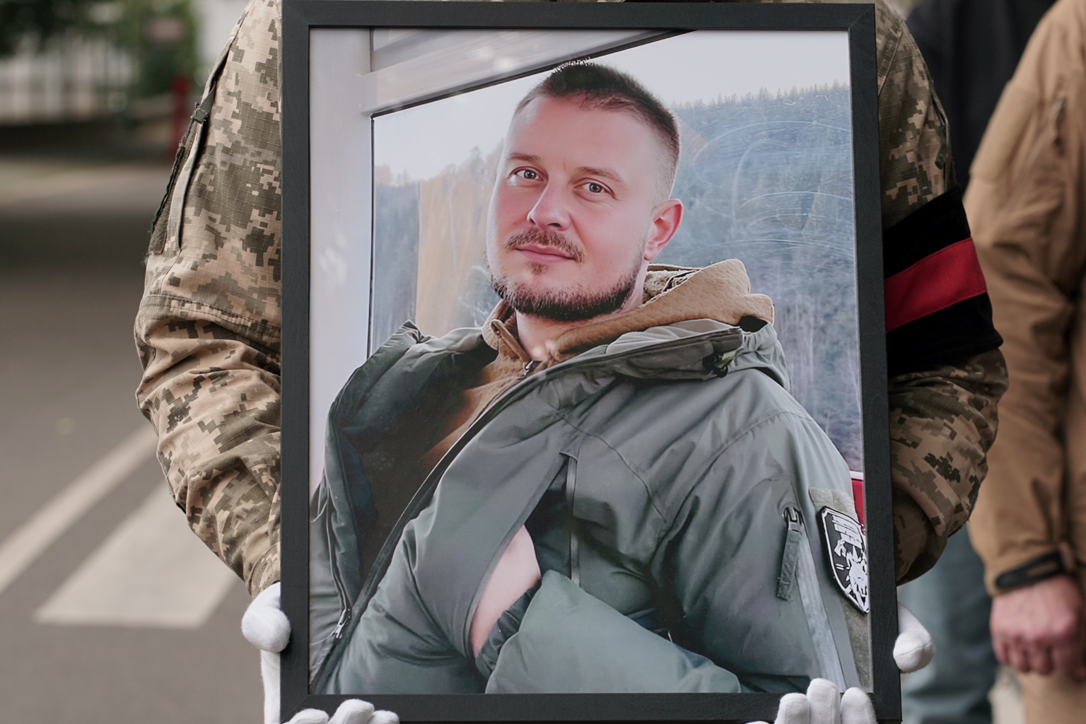Прощання із полеглим воїном Іваном Кирʼяновим в Ужгороді