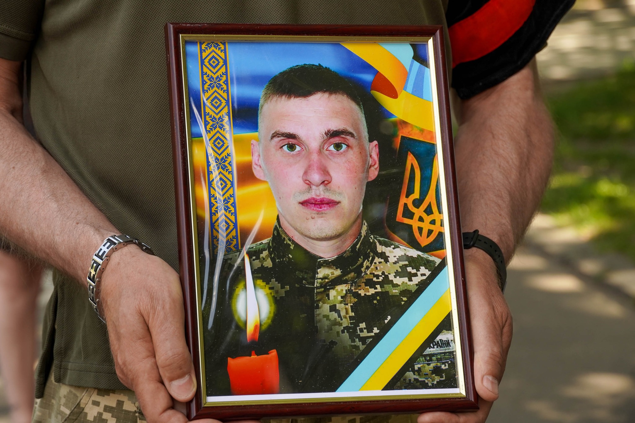 Прощання з військовим Михайлом Тіщенком в Ужгороді
