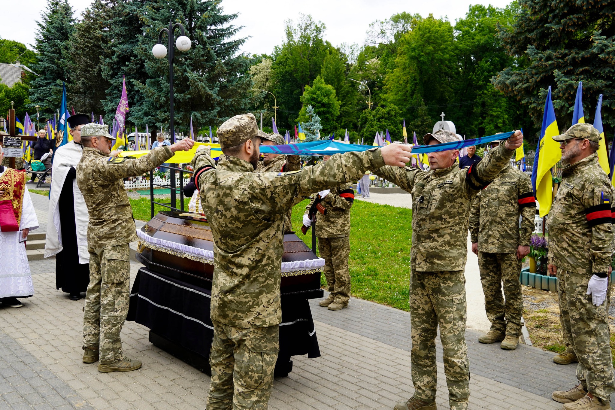 Прощання із полеглим захисником Максимом Раком