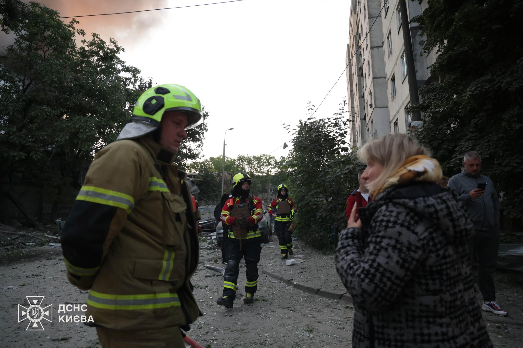 Наслідки російського обстрілу у Києві, 2 червня