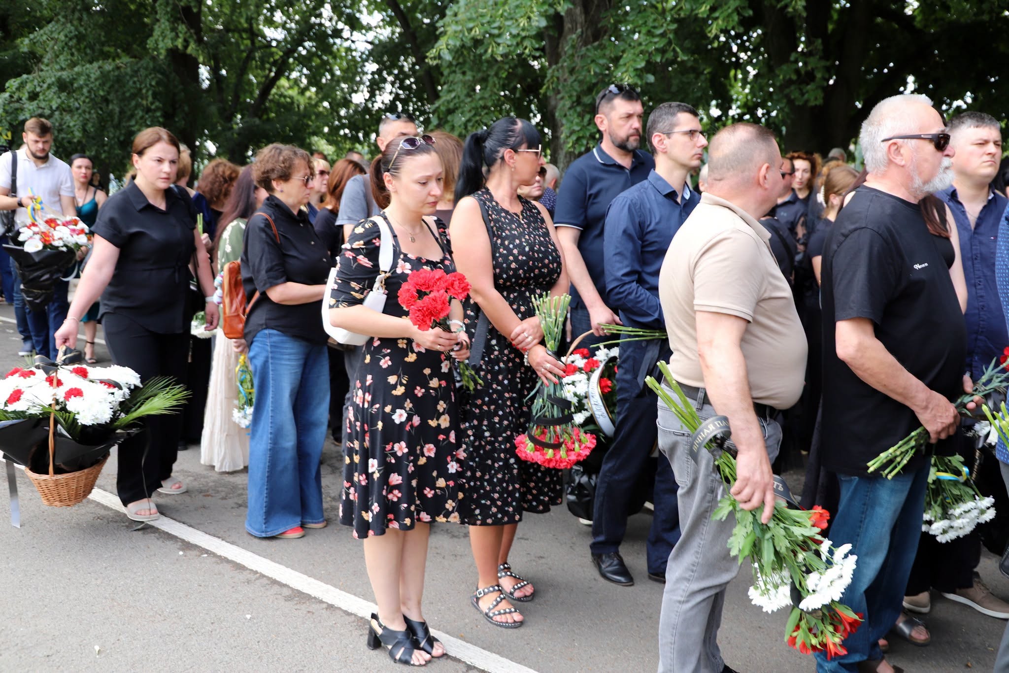 Прощання із полеглим воїном, лікарем-хірургом Олегом Наконечним в Ужгороді