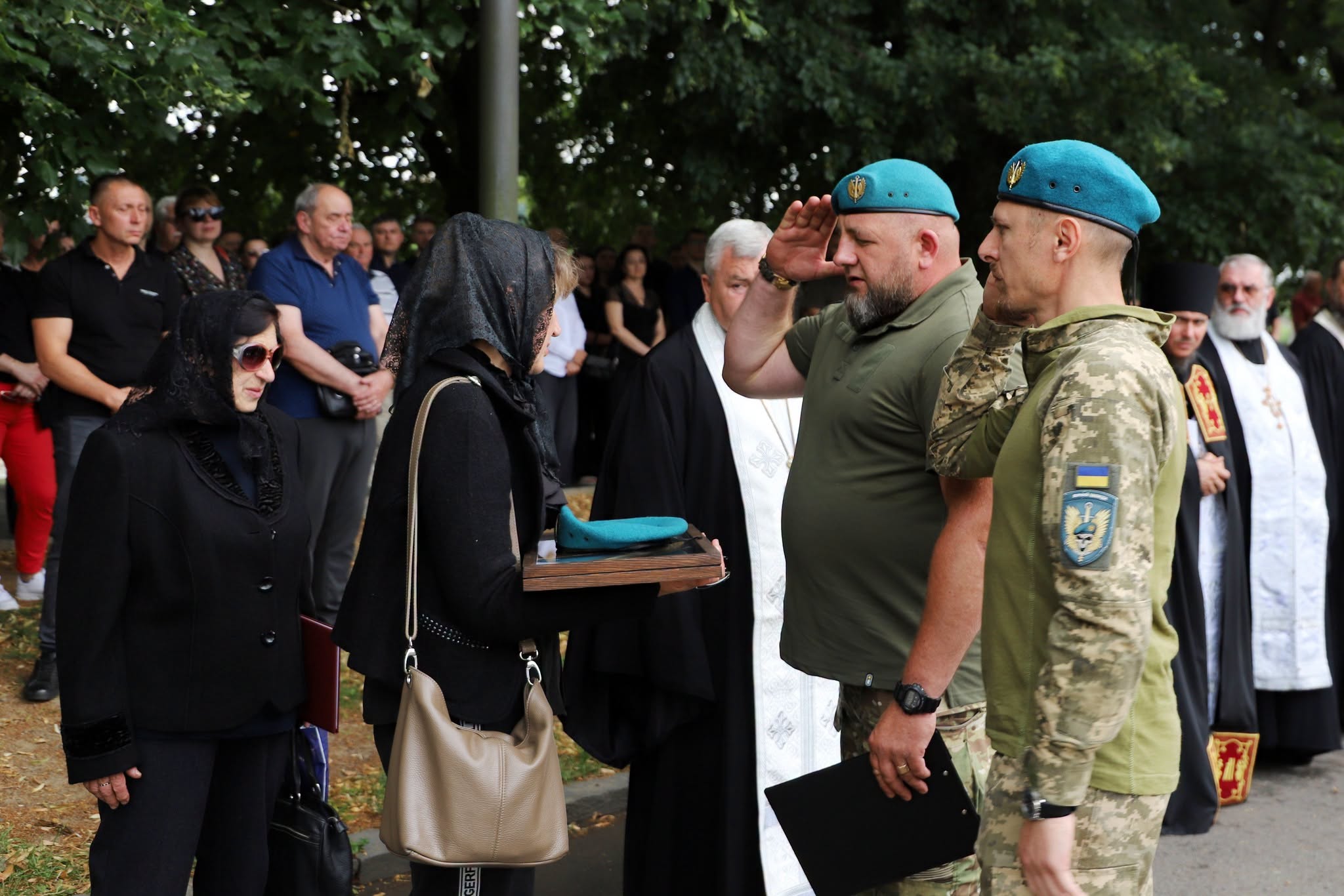 Прощання із полеглим воїном, лікарем-хірургом Олегом Наконечним в Ужгороді