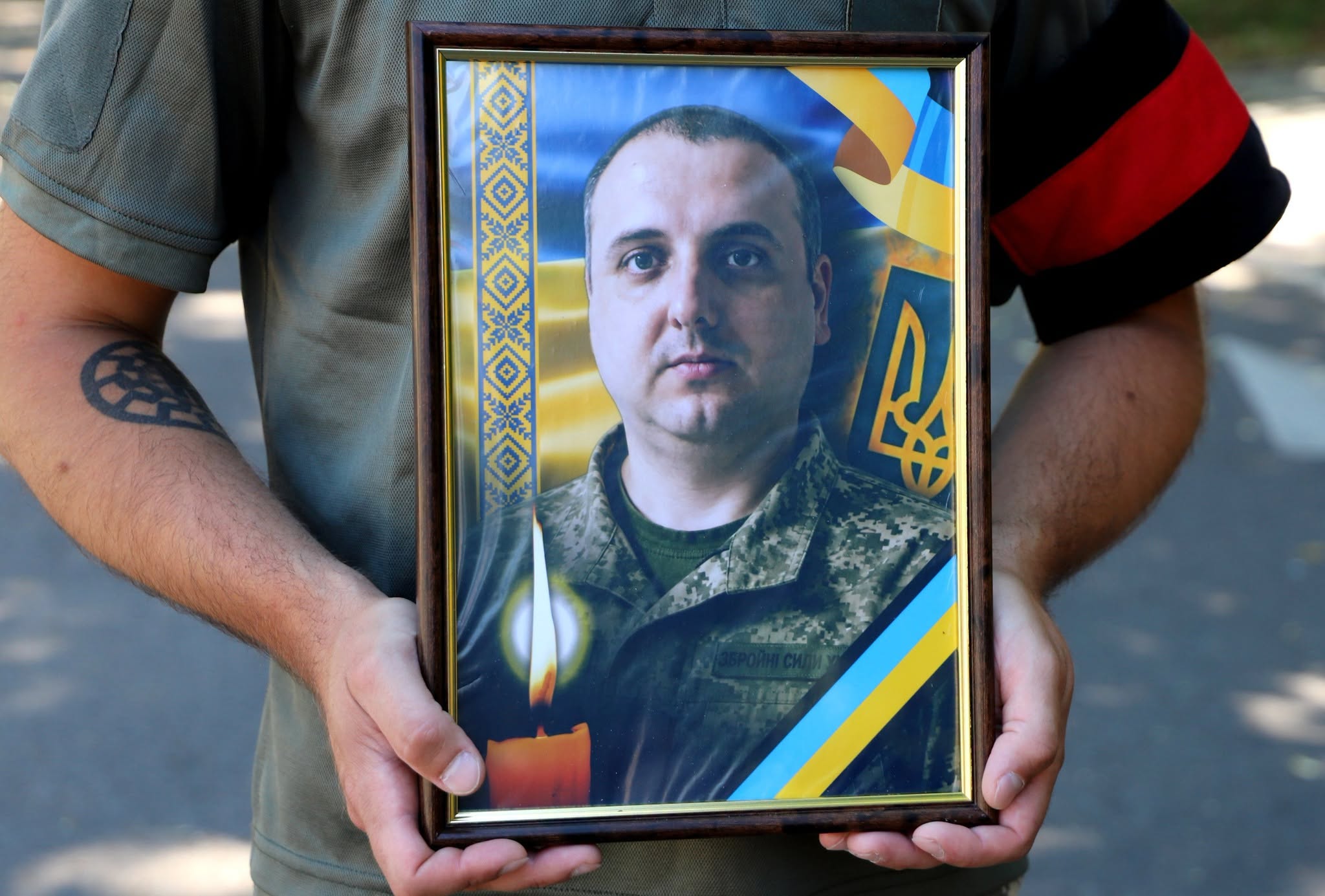 Прощання із воїном Валерієм Мадяром в Ужгороді