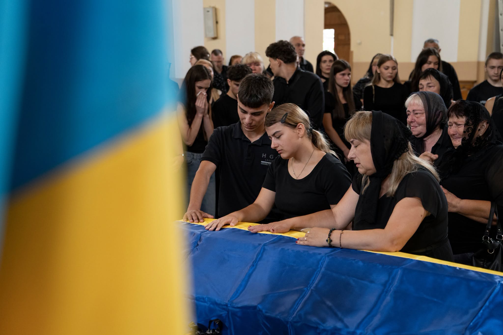 Прощання із полеглим воїном Віталієм Солоповим у Мукачеві