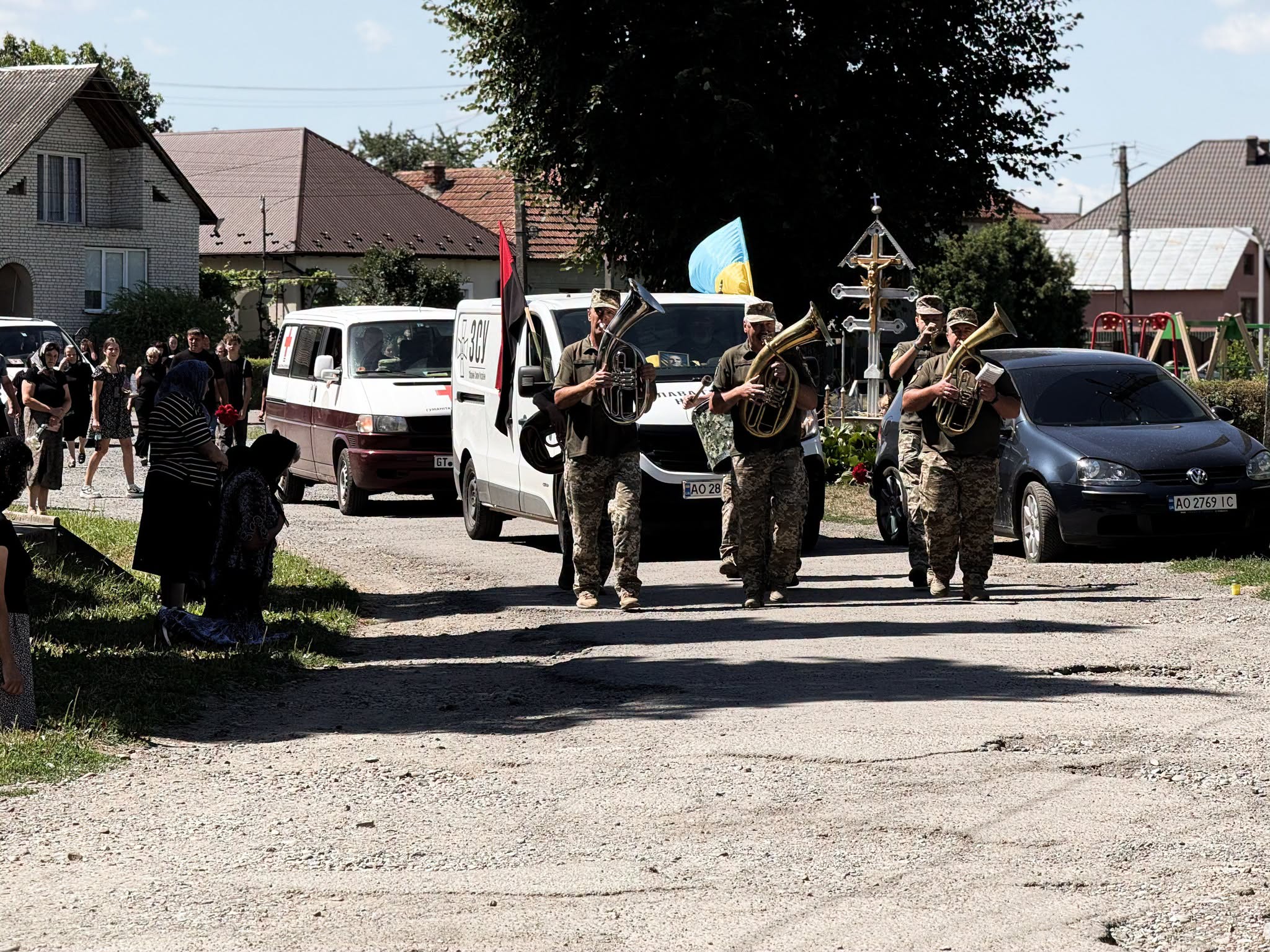 Прощання із воїном Олександром Варгою на Мукачівщині