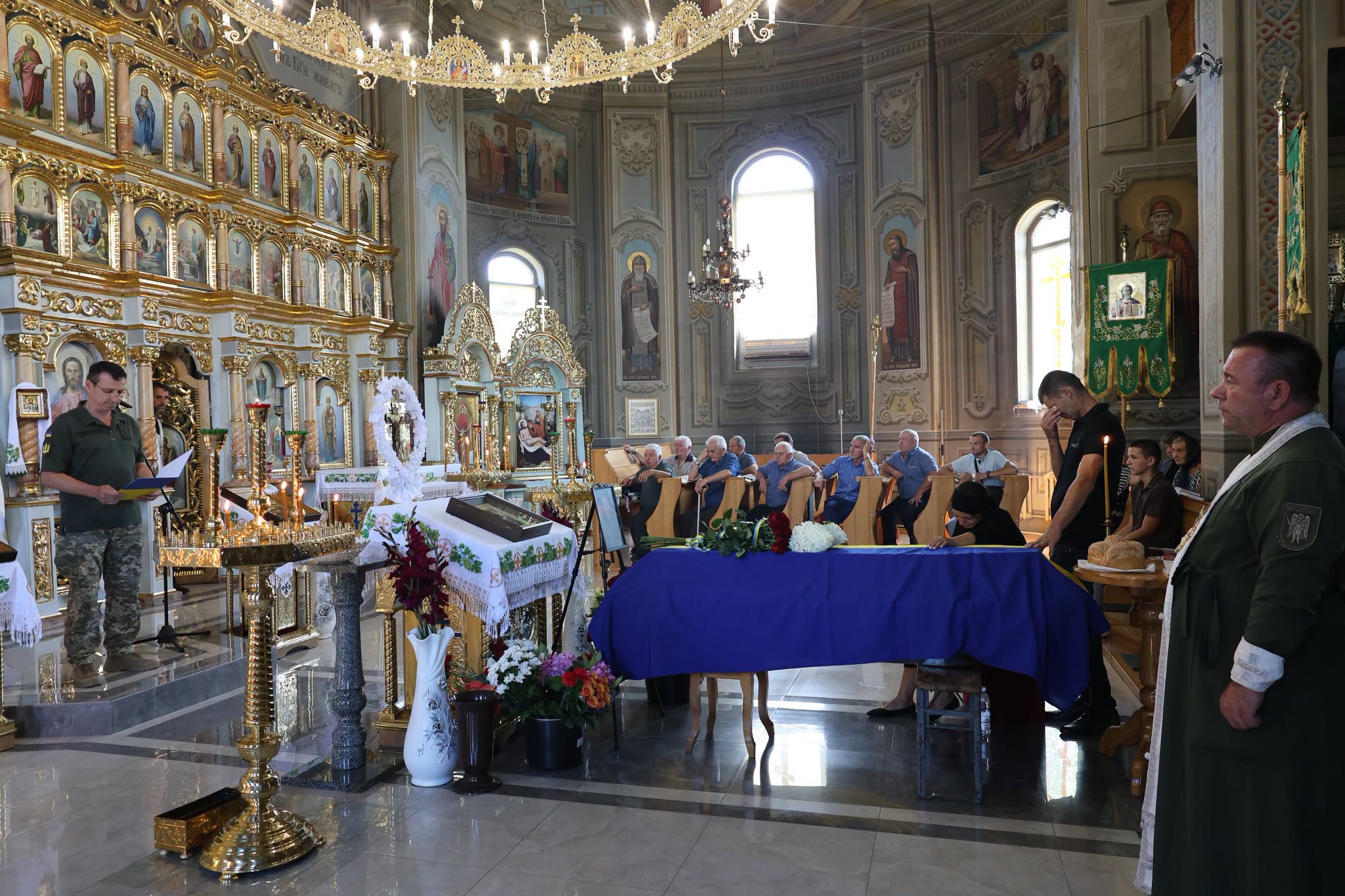 Прощання із полеглим воїном Андрієм Боршошем