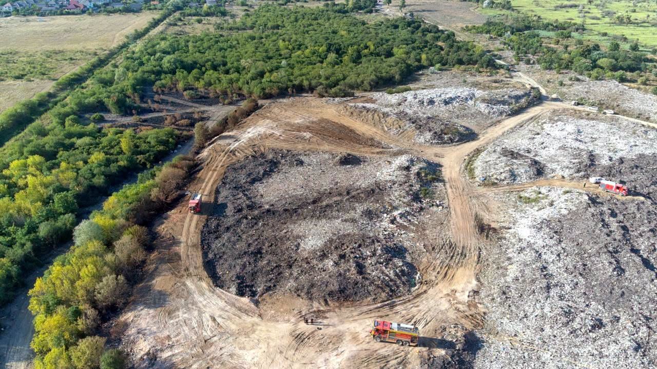 Пожежа на сміттєзвалищі у Берегові