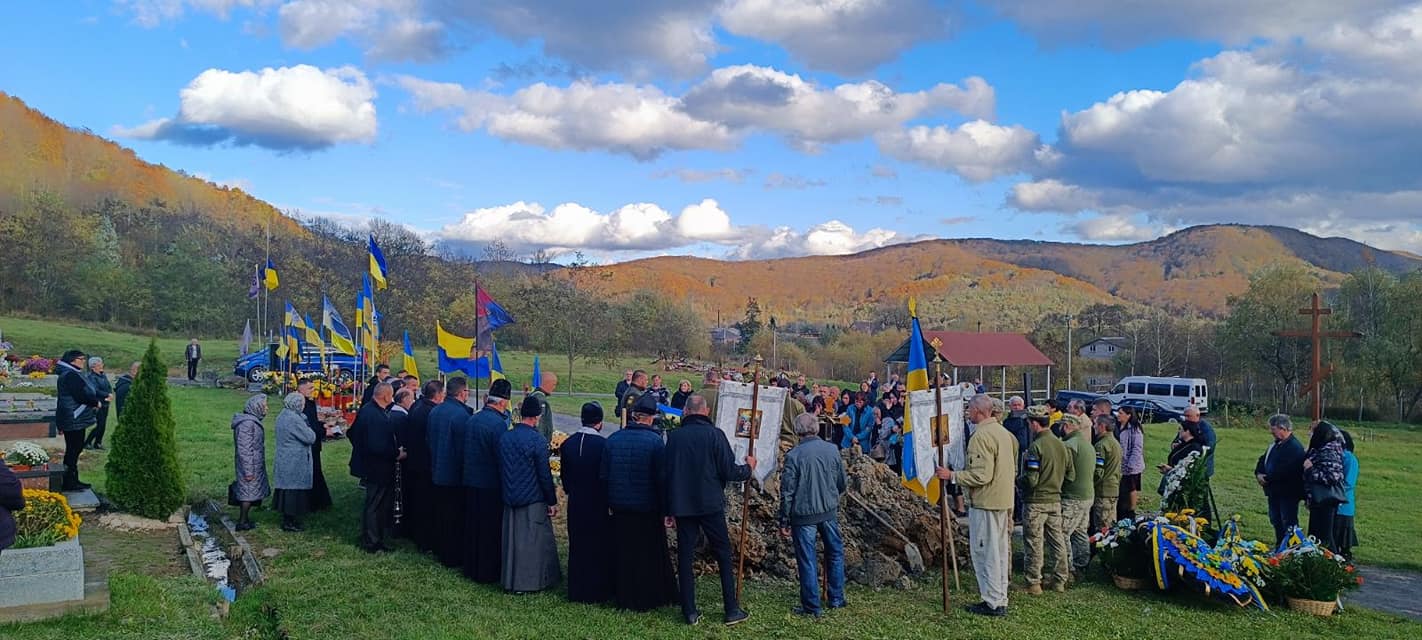 Перечинщина прощається з Героєм 