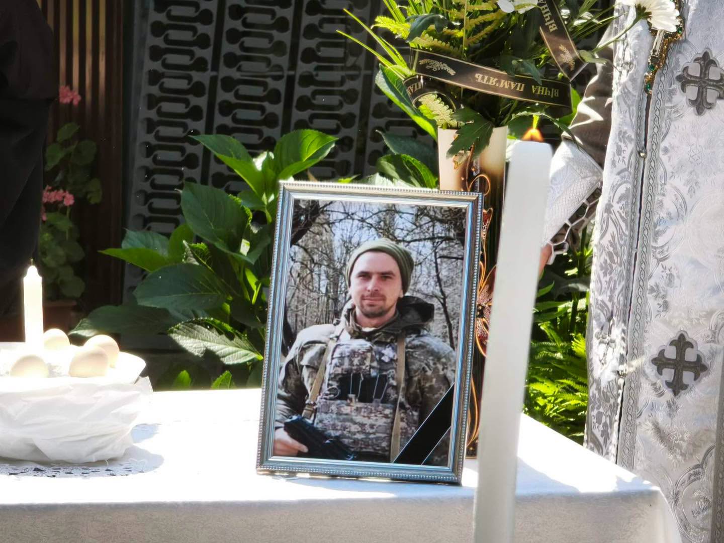 Прощання із полеглим воїном Ярославом Рущанином у Чинадіївській громаді