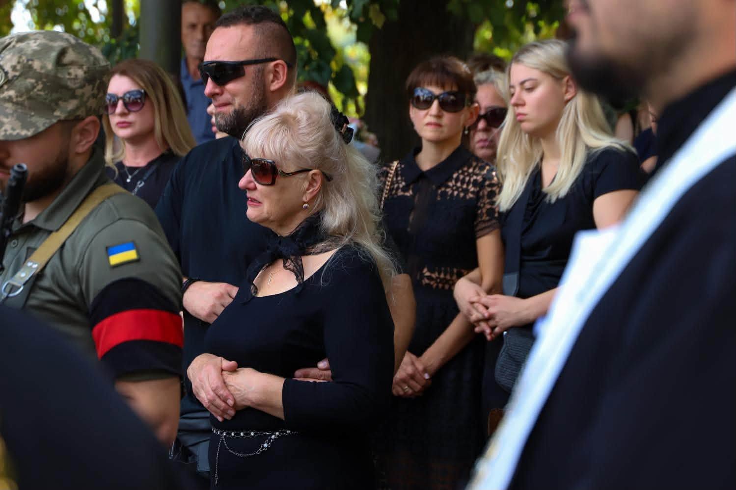 Прощання із полеглим воїном Сергієм Івановим в Ужгороді