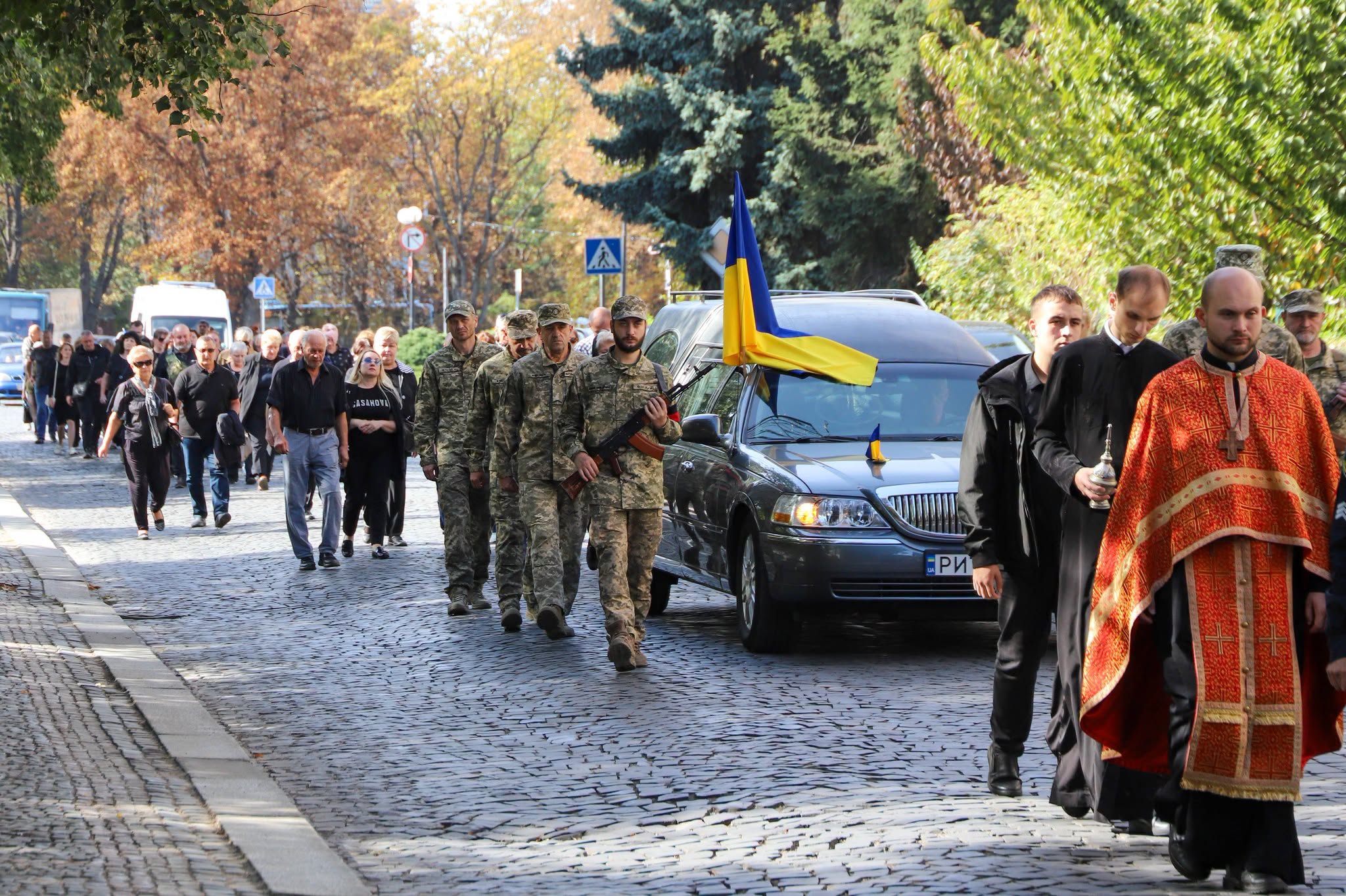 Прощання із воїном Віталієм Черваком