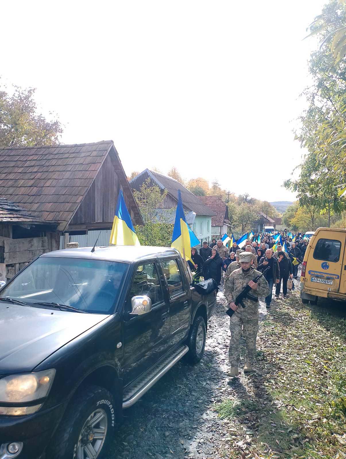Прощання із захисником Василем Соломкою на Воловеччині