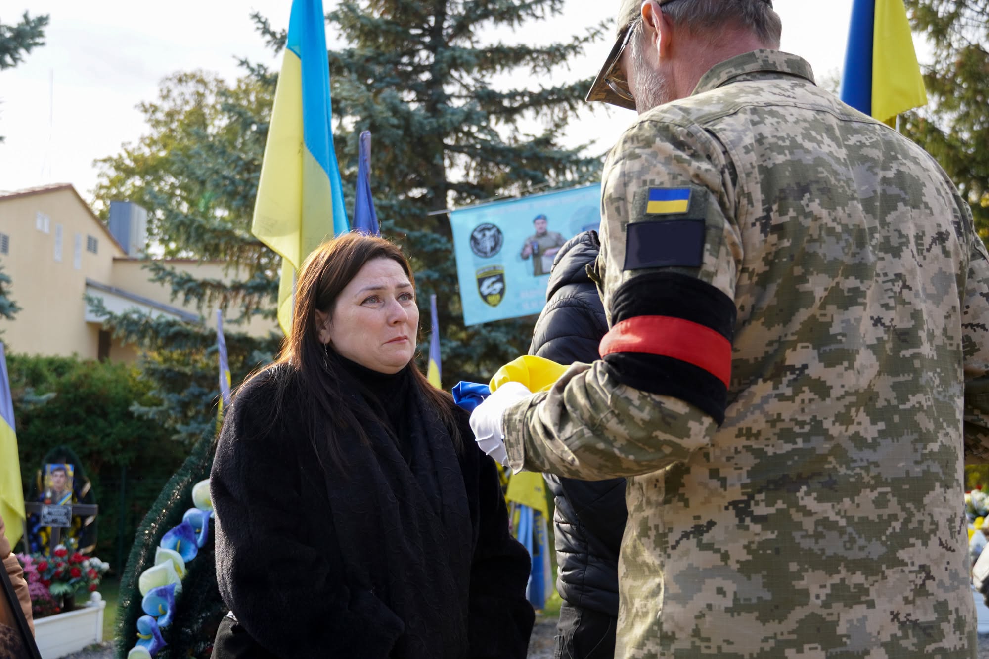 В Ужгороді попрощалися із 19-річним воїном Анатолієм Кофелем