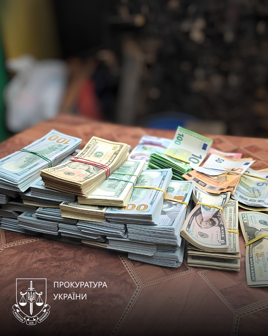 Голову ВЛК на Закарпатті судитимуть за підробку довідок призовникам за хабарі