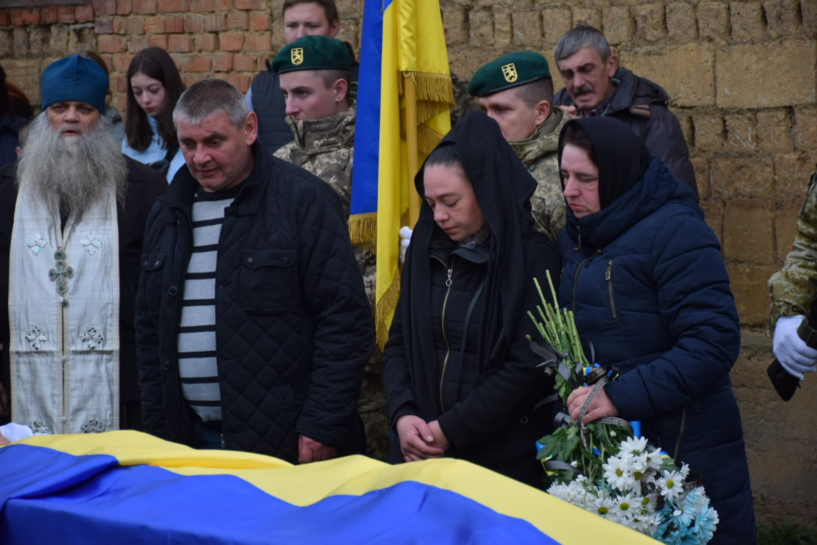 Прощаються рідні полеглого прикордонника