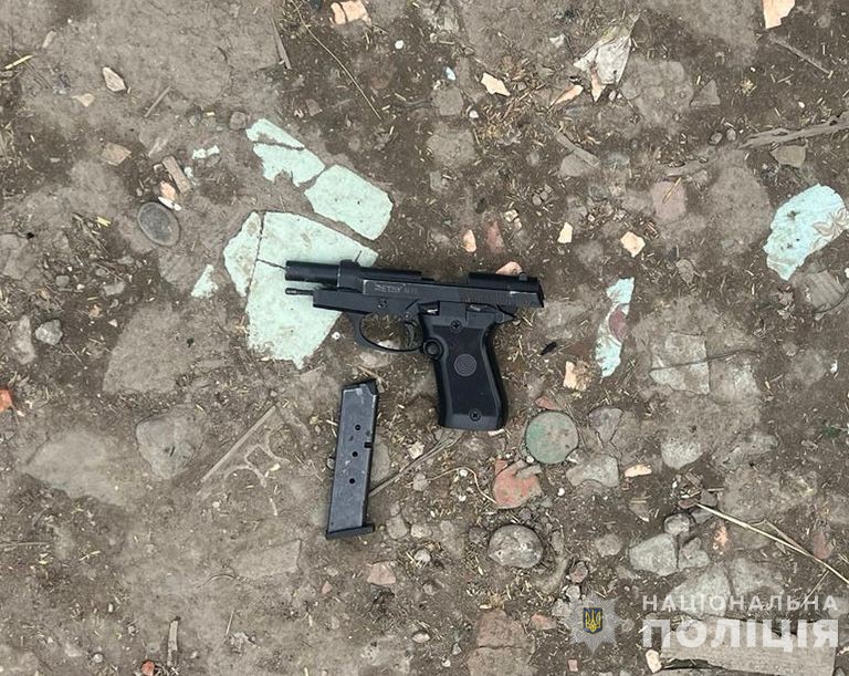Травматична зброя з якої стріляли в жителя Виноградова 