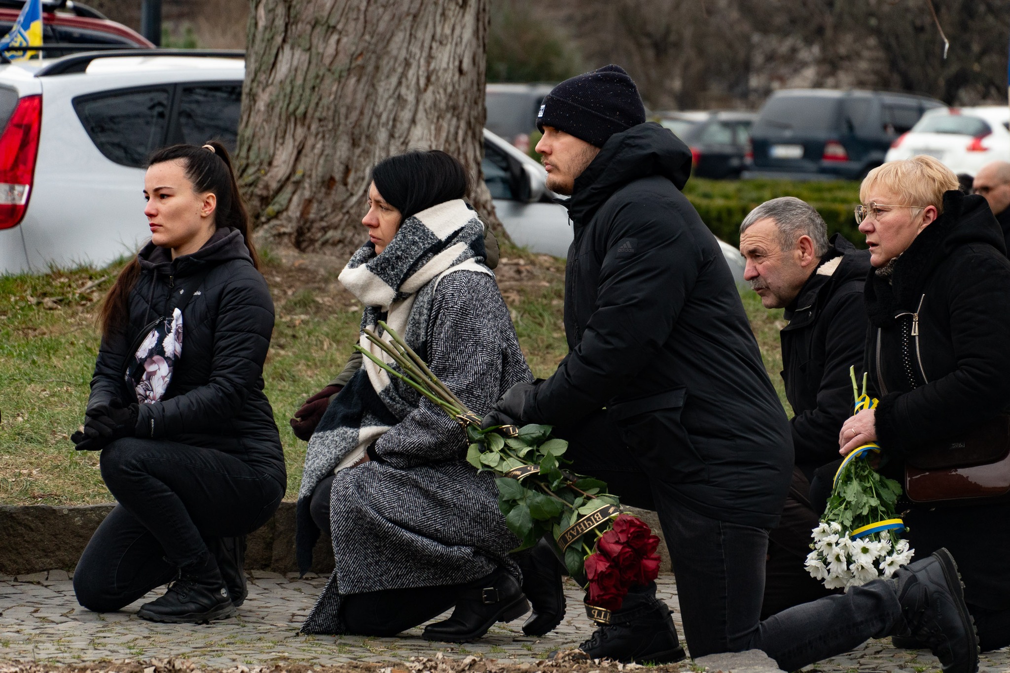 З полеглим Героєм прощався Ужгород на колінах 