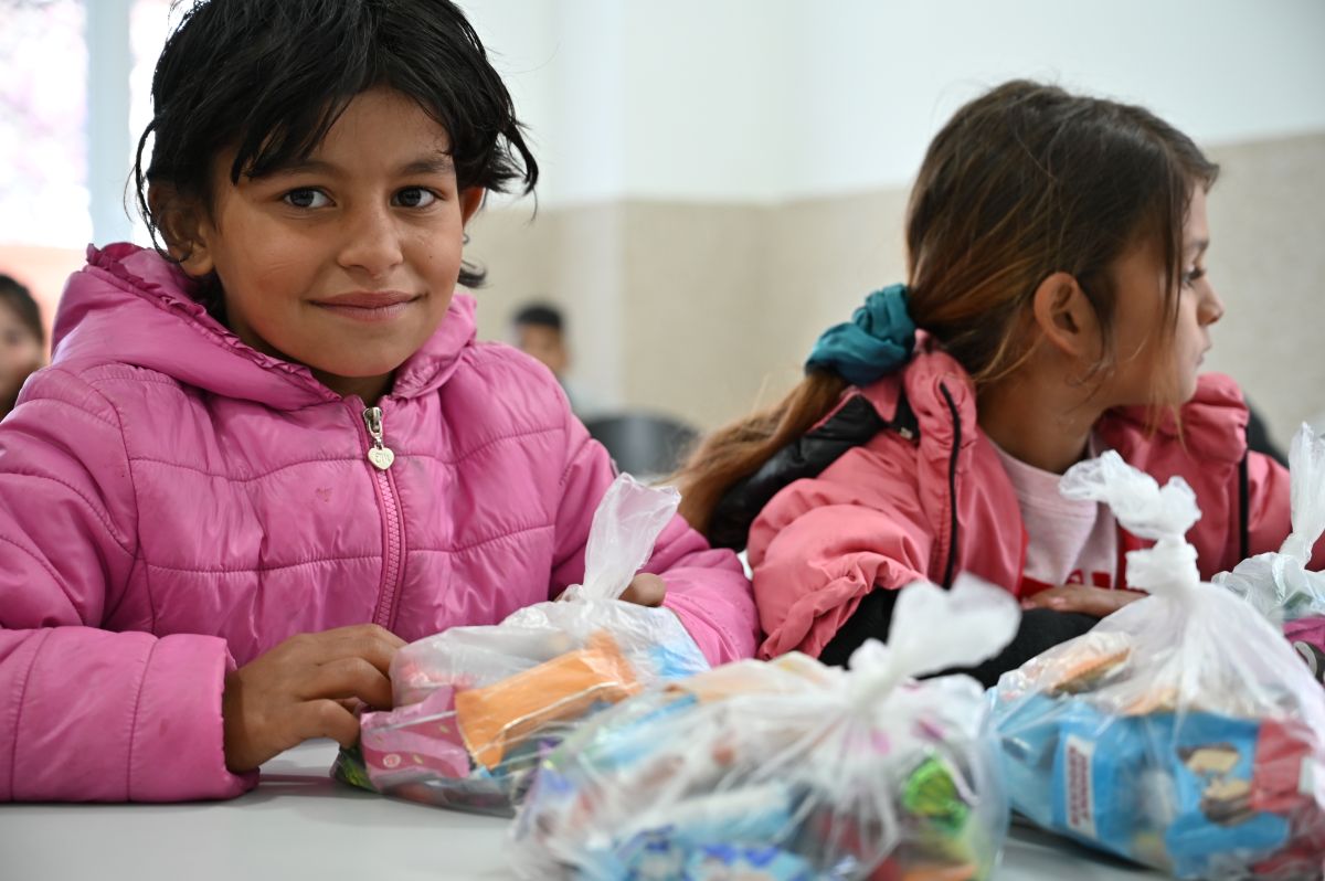 Діти у центрі