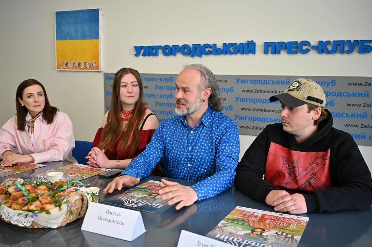 Василь Полажинець