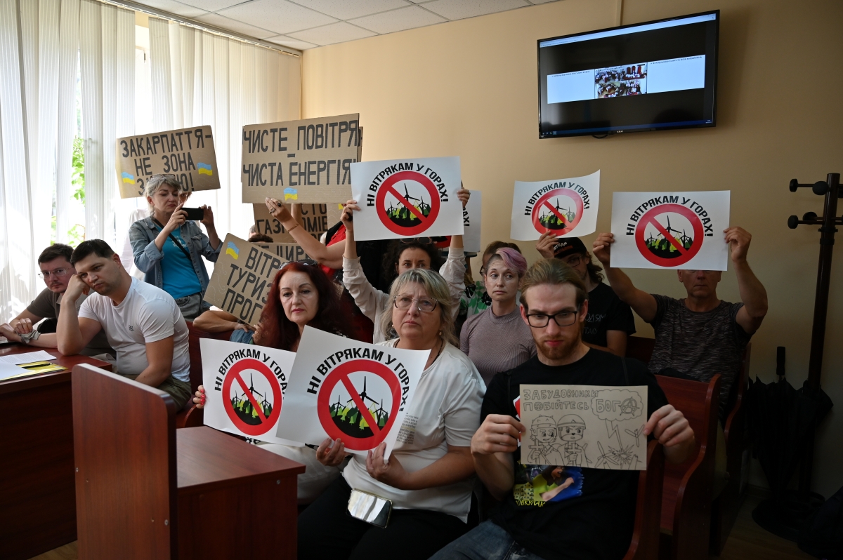Судове засідання будівництва ВЕС на Полонині Руні 6 серпня, фото Ані Семенюк