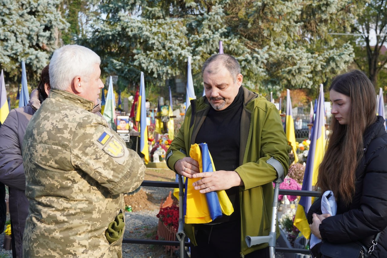 Прощання з полеглим воїном Владиславом Діусом