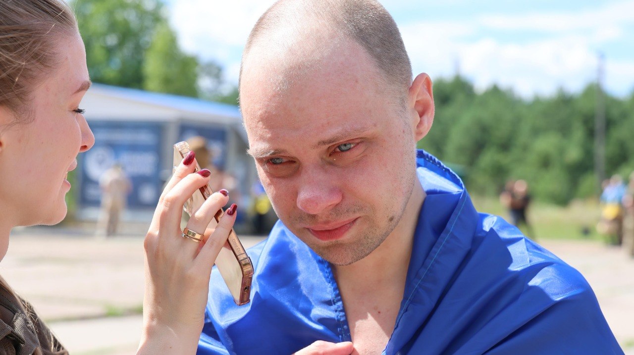 З російського полону до України повернулися 160 захисників