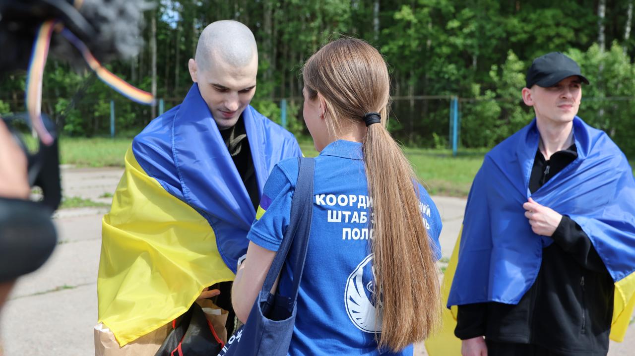 З російського полону до України повернулися 160 захисників
