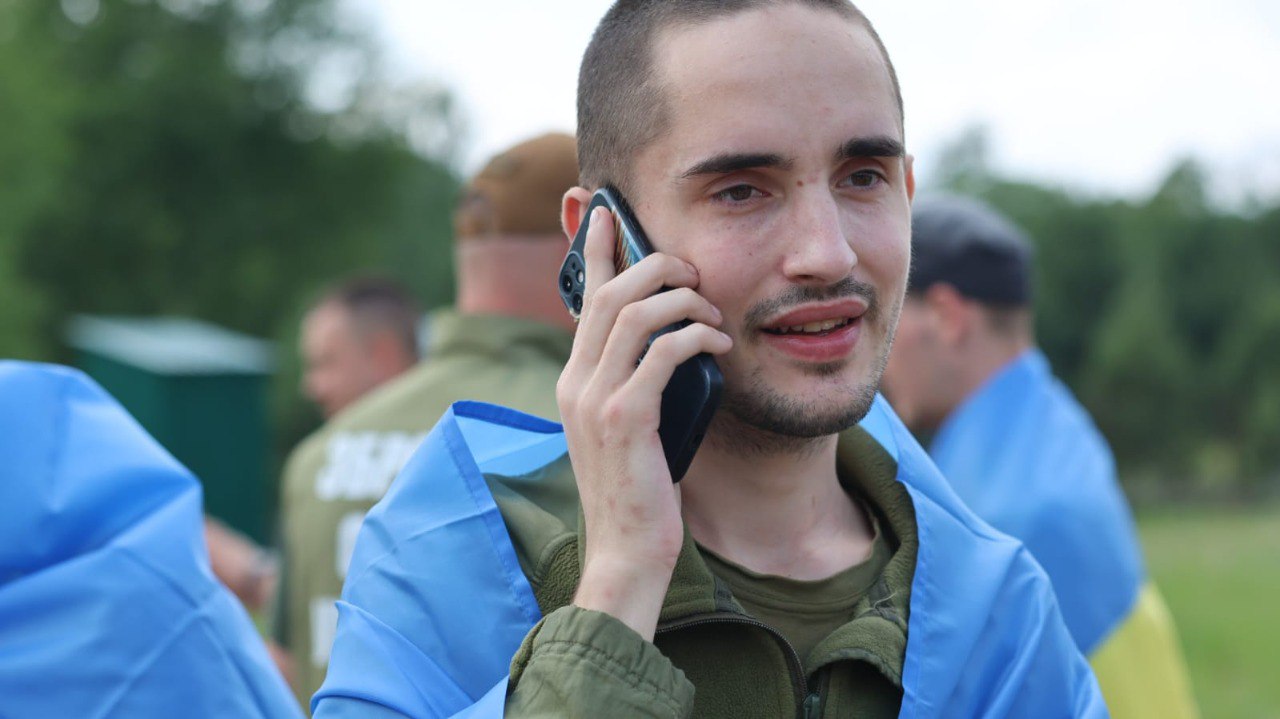 Повернені з полону воїни