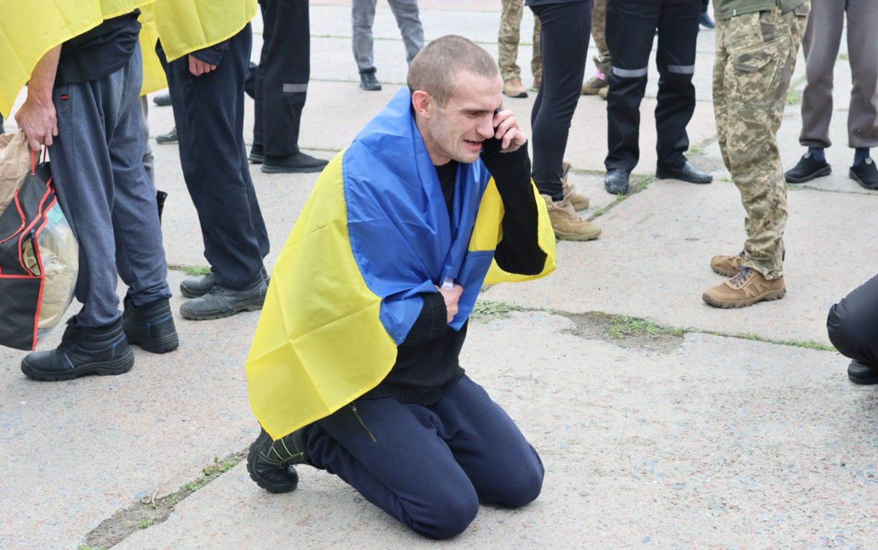 Українські військові, звільнені з російського полону