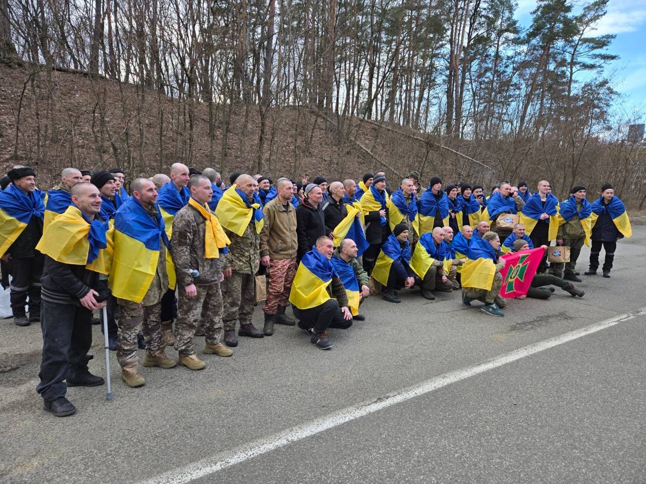 Повернення українських військових з полону