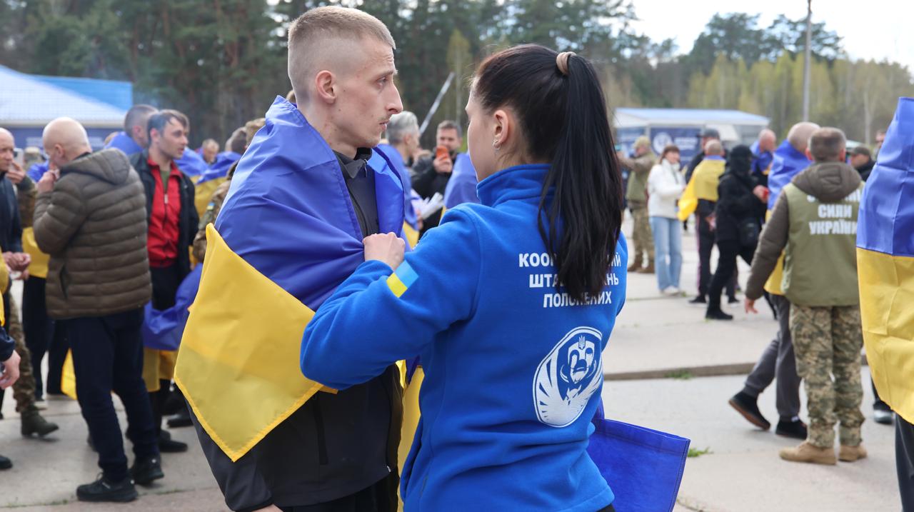 Додому повернули 193 українських захисників