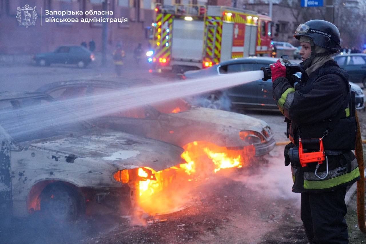 Наслідки авіаційного удару по Запоріжжю 