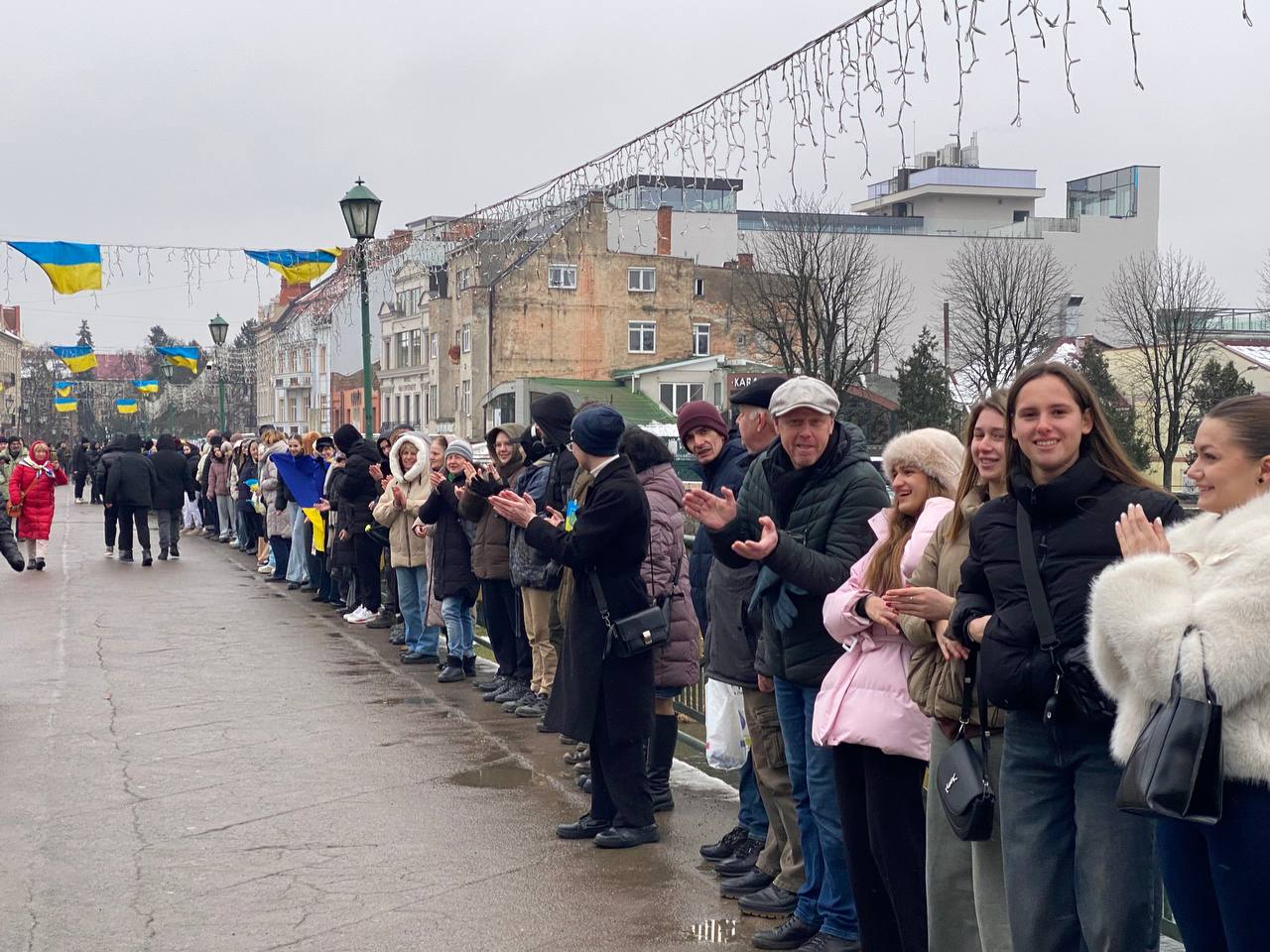 "Живий ланцюг" в Ужгороді