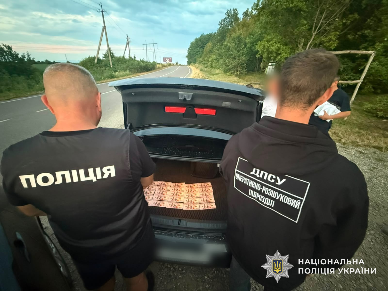 Затримані переправники з утікачами