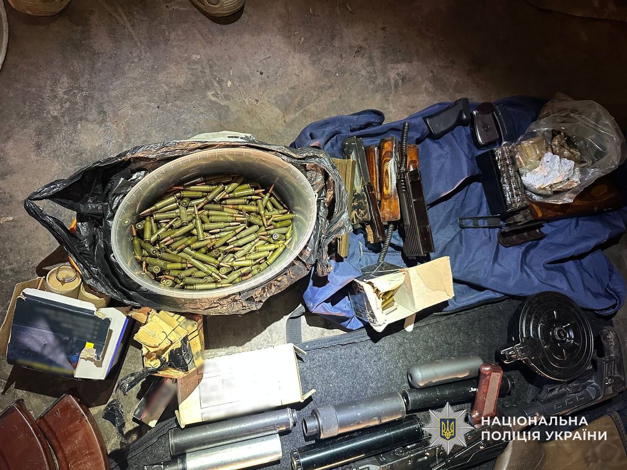 Вилучена зброя та боєприпаси