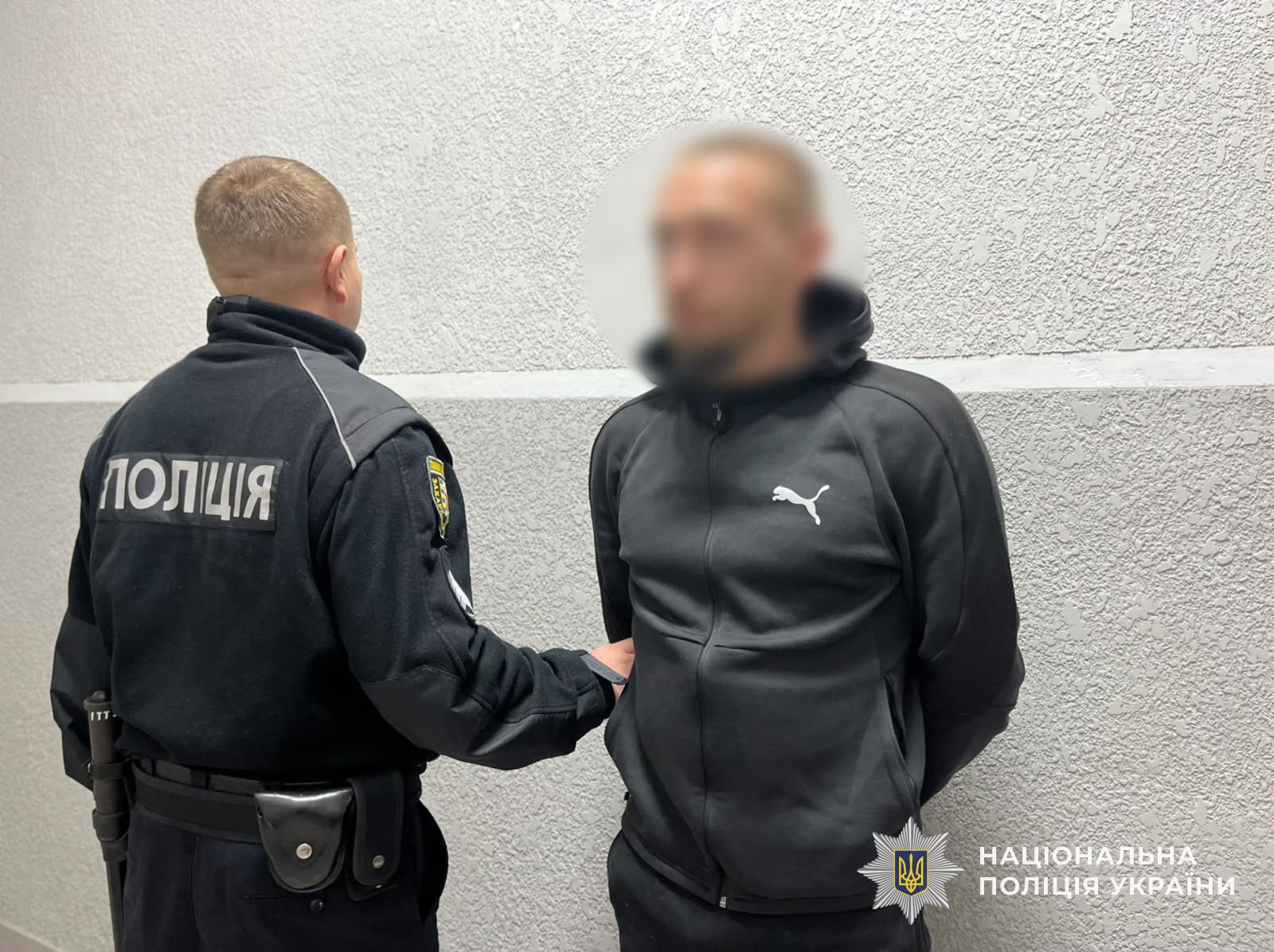 На Мукачівщині пʼяний мотоцикліст збив жінку на узбіччі та втік