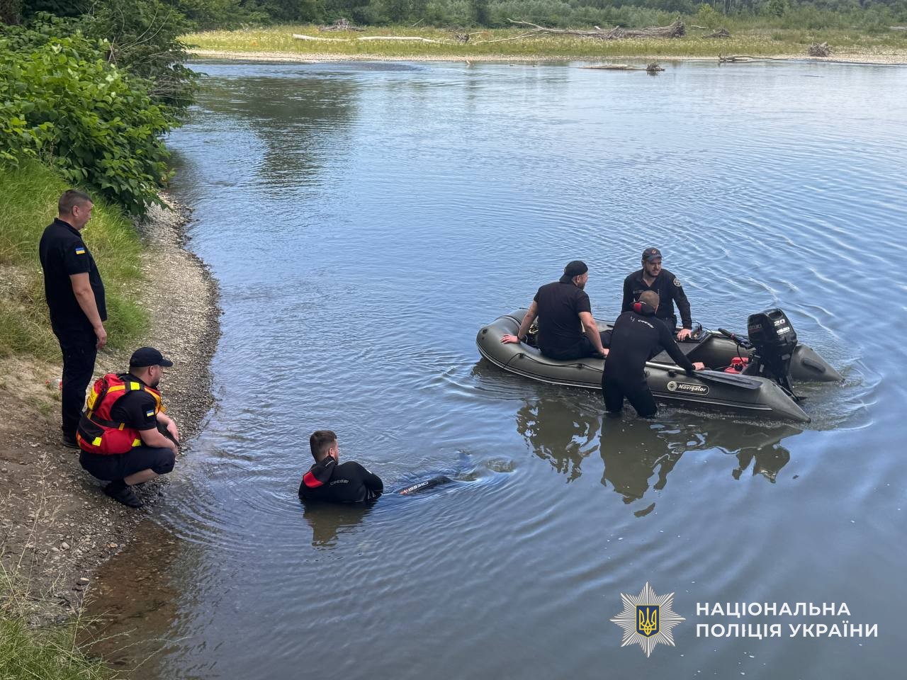 Пошуки 10-річного хлопчика у Тисі на Закарпатті