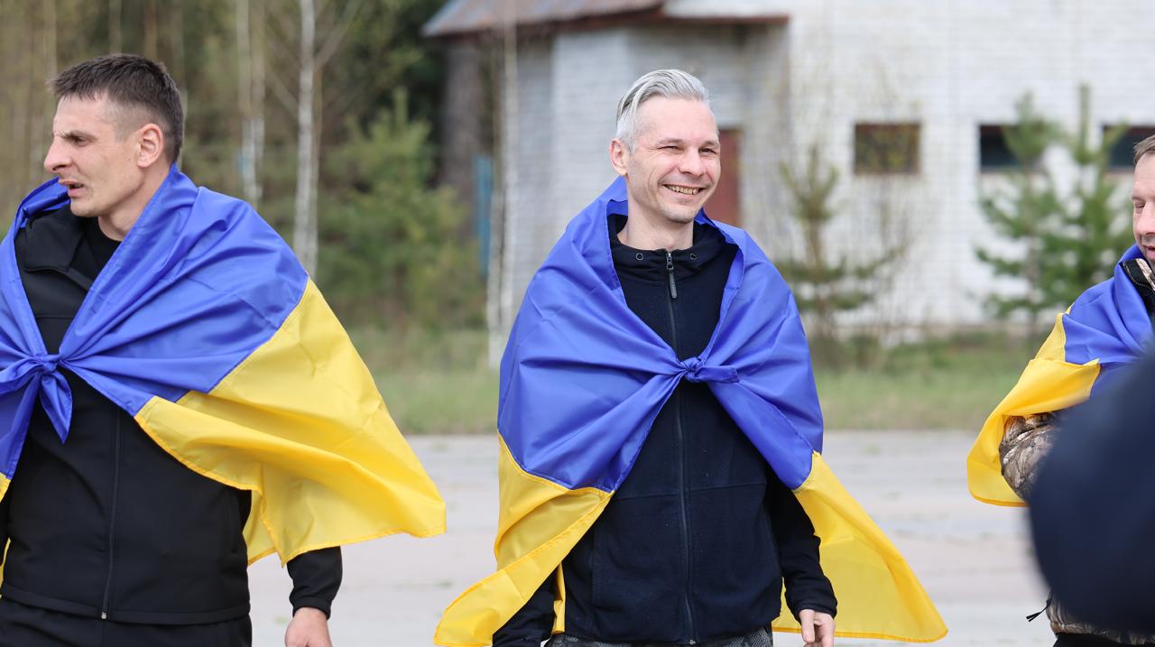 Додому повернули 193 українських захисників