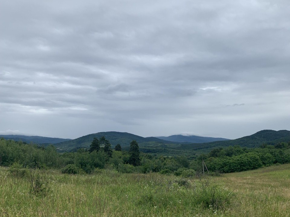 Закарпаття, гори, хмарне небо
