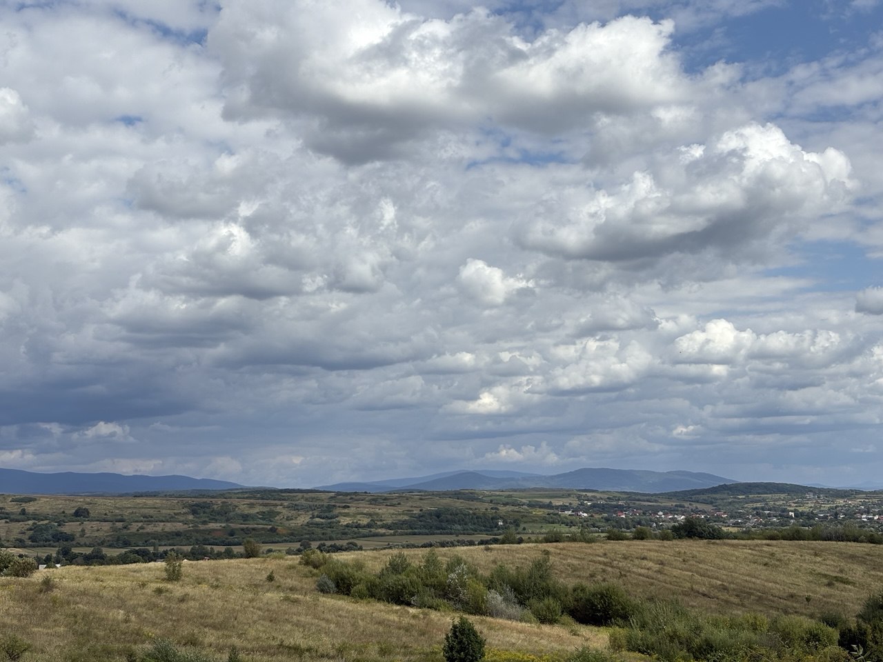 Закарпаття, гори, небо