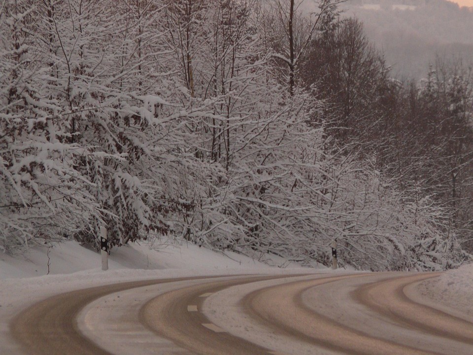 Ожеледиця, дорога