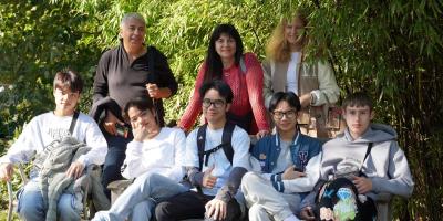 Учні з Людмилою Фальбуш