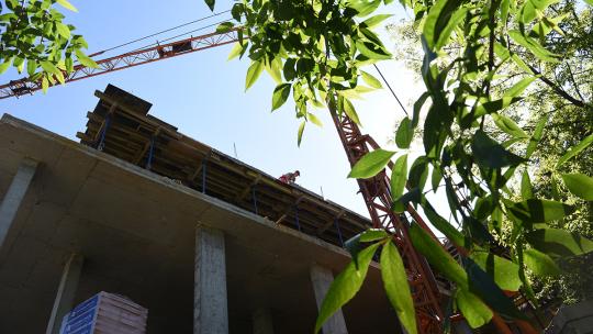 Будівництво на вулиці Митній, 15