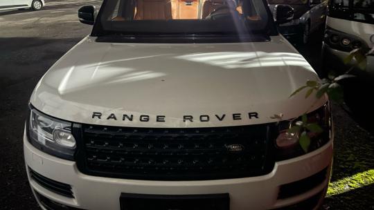 Цей «Range Rover» крадії переховували в Перечині 
