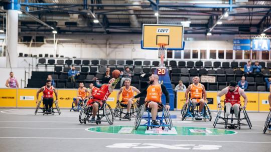 Баскетбол на кріслах колісних для ветеранів