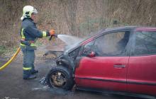 Авто загоріло по дорозі в ремонт 